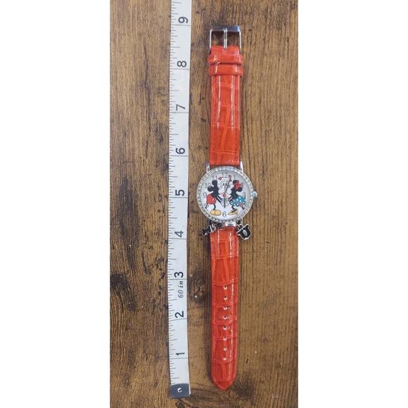 Disney Mickey and Minnie Kissing Watch with I Love You Charms MCK1268 - Picture 7 of 7